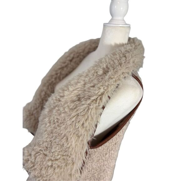 Love Tree faux fur and Sherpa open front vest - M - Picture 3 of 8
